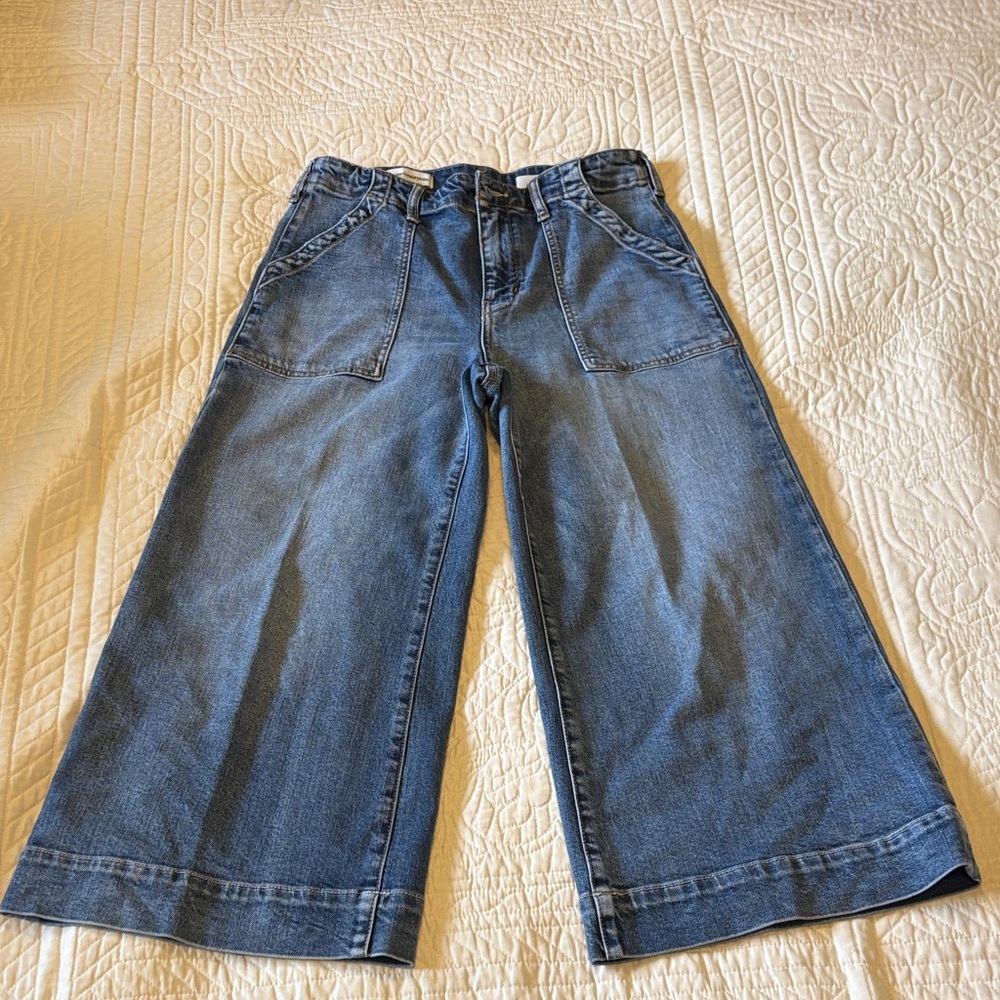 Pilcro Wide Leg Cropped Denim Jeans - Medium Blue